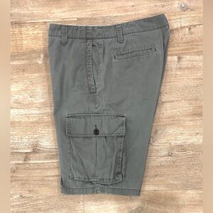 Dockers Men’s 32” Waist Khaki/Gray/Green Cargo Short